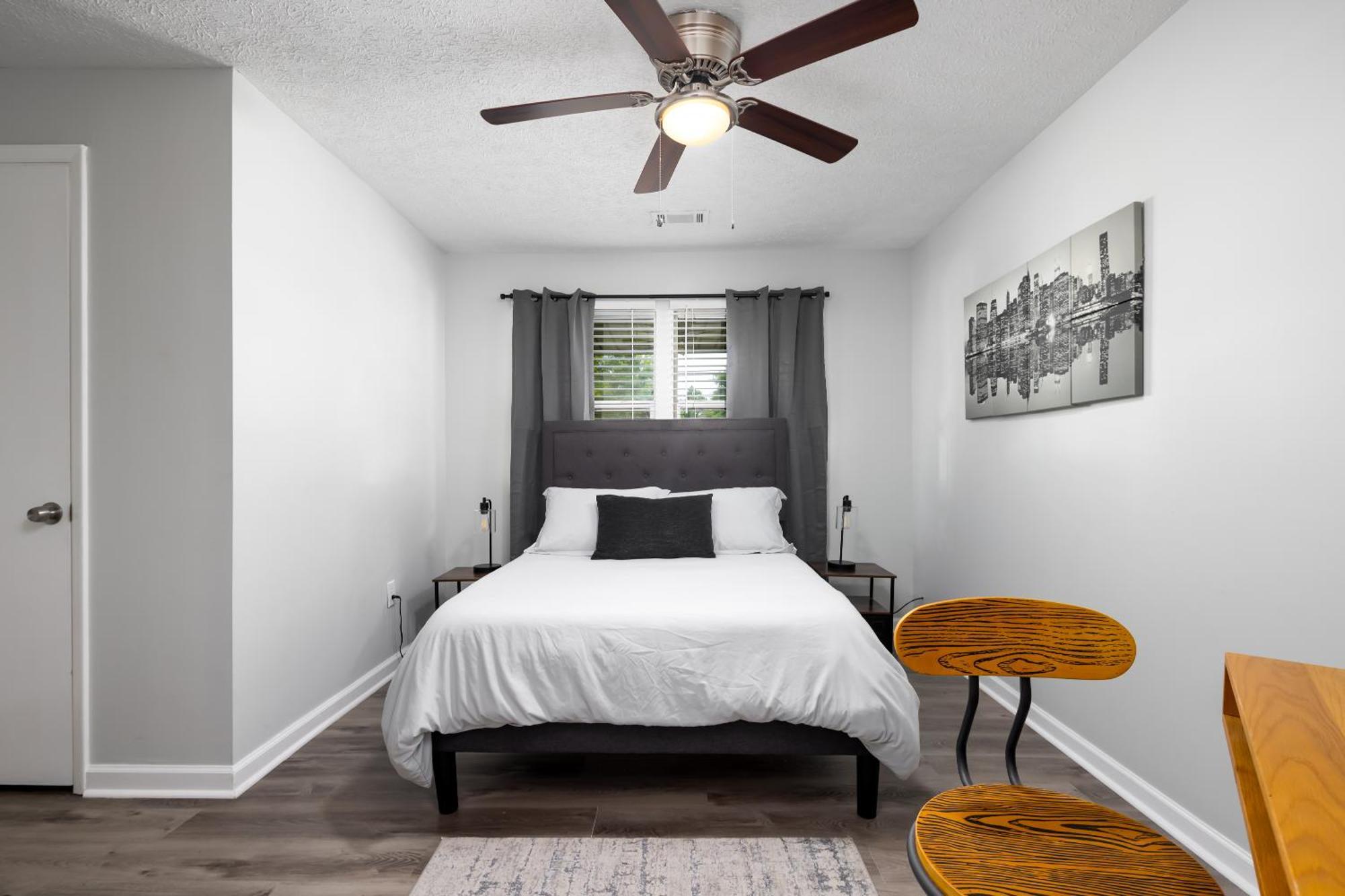 2 Bedroom Ft Moore Retreat Apartment *